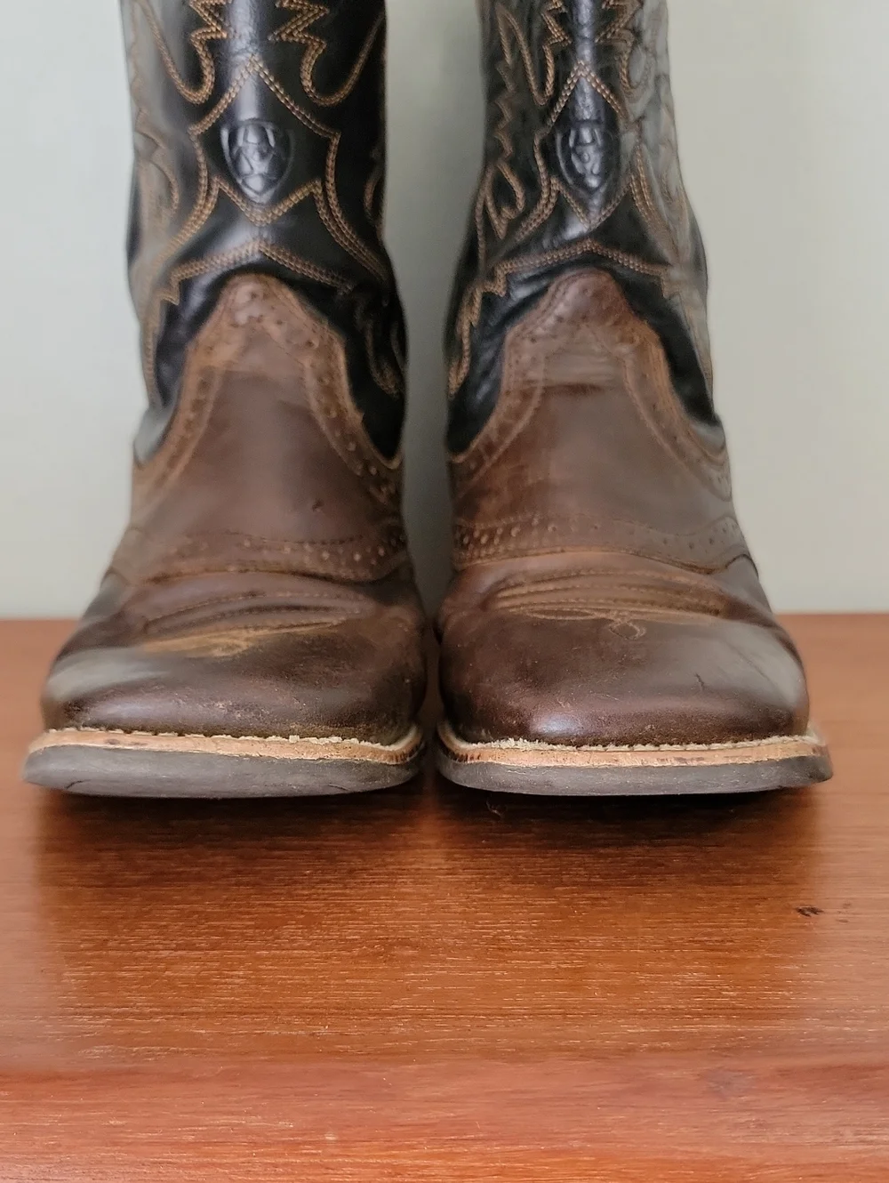 Ariat Kids Roughstock Boots sz4